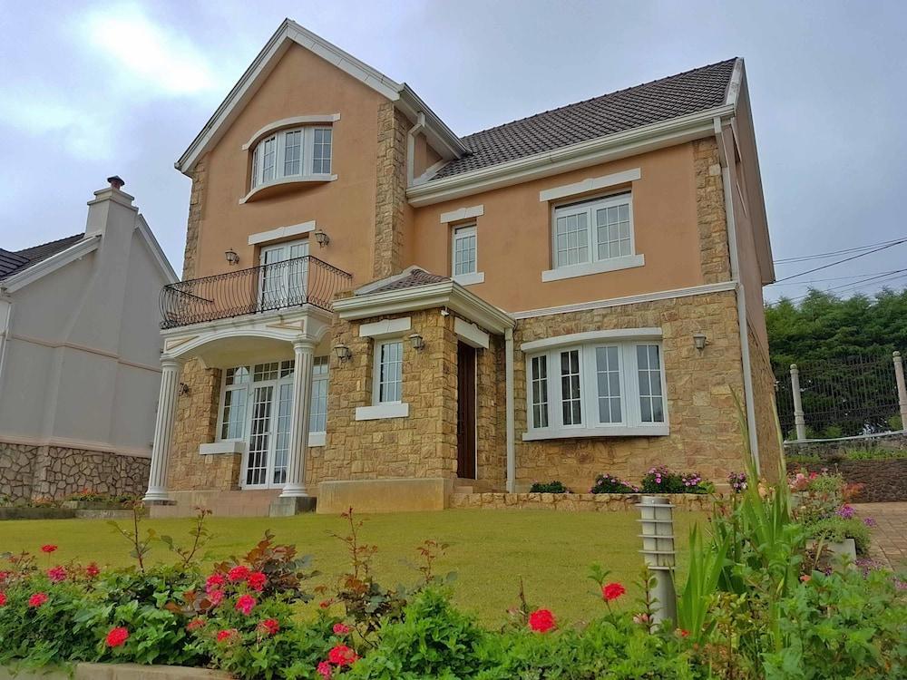 Kent Cottage Нувара Елия Екстериор снимка